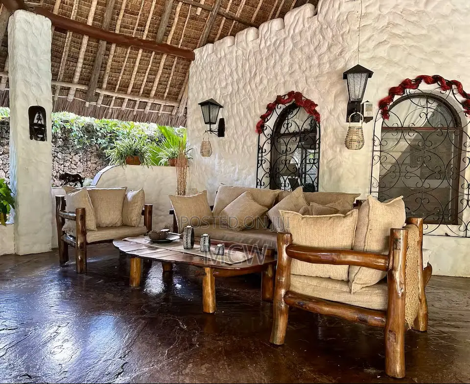 3bdrm Villa in La Marina, Mtwapa for sale
