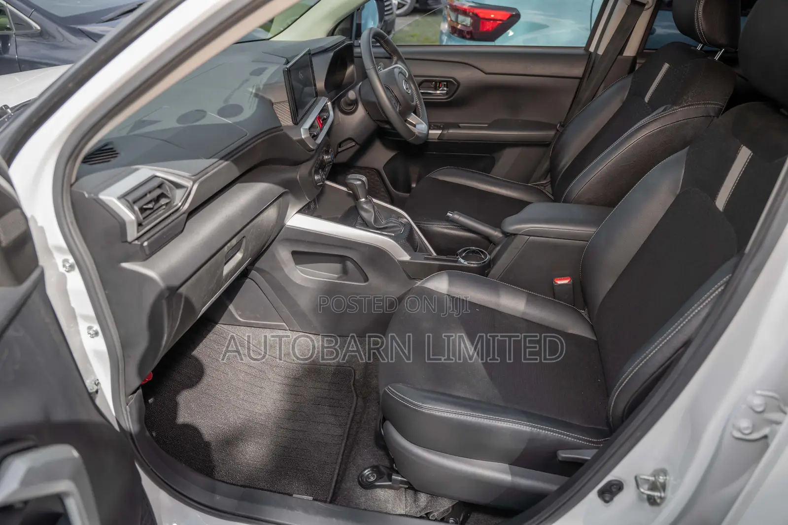 Daihatsu Rocky 2019 White