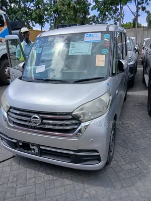 Nissan Dayz Roox 2019 Silver