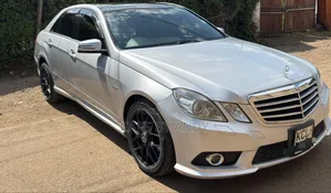 Mercedes-Benz E250 2012 Silver