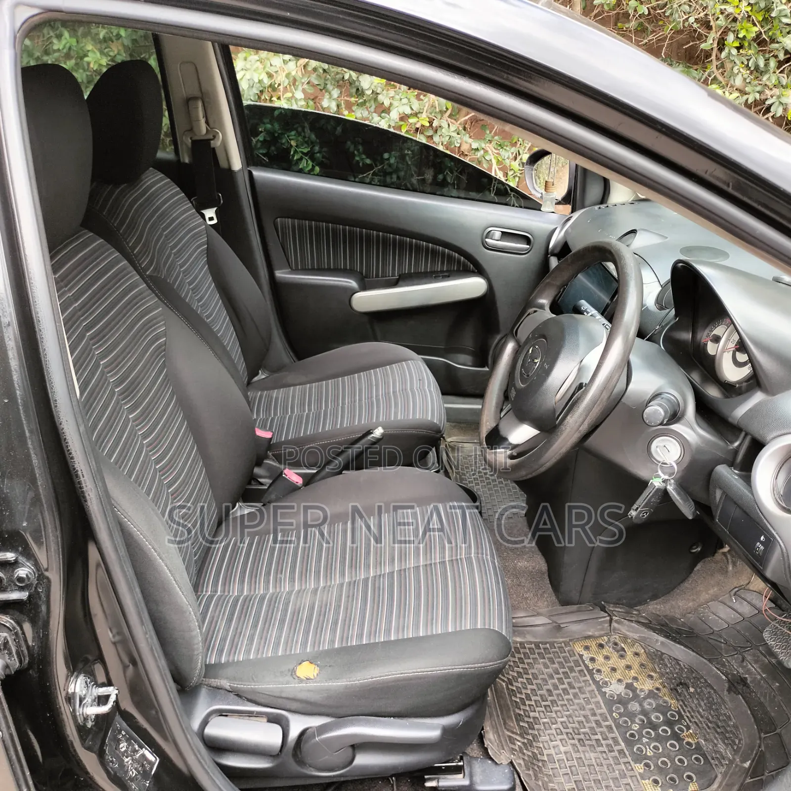 Mazda Demio 2011 Black