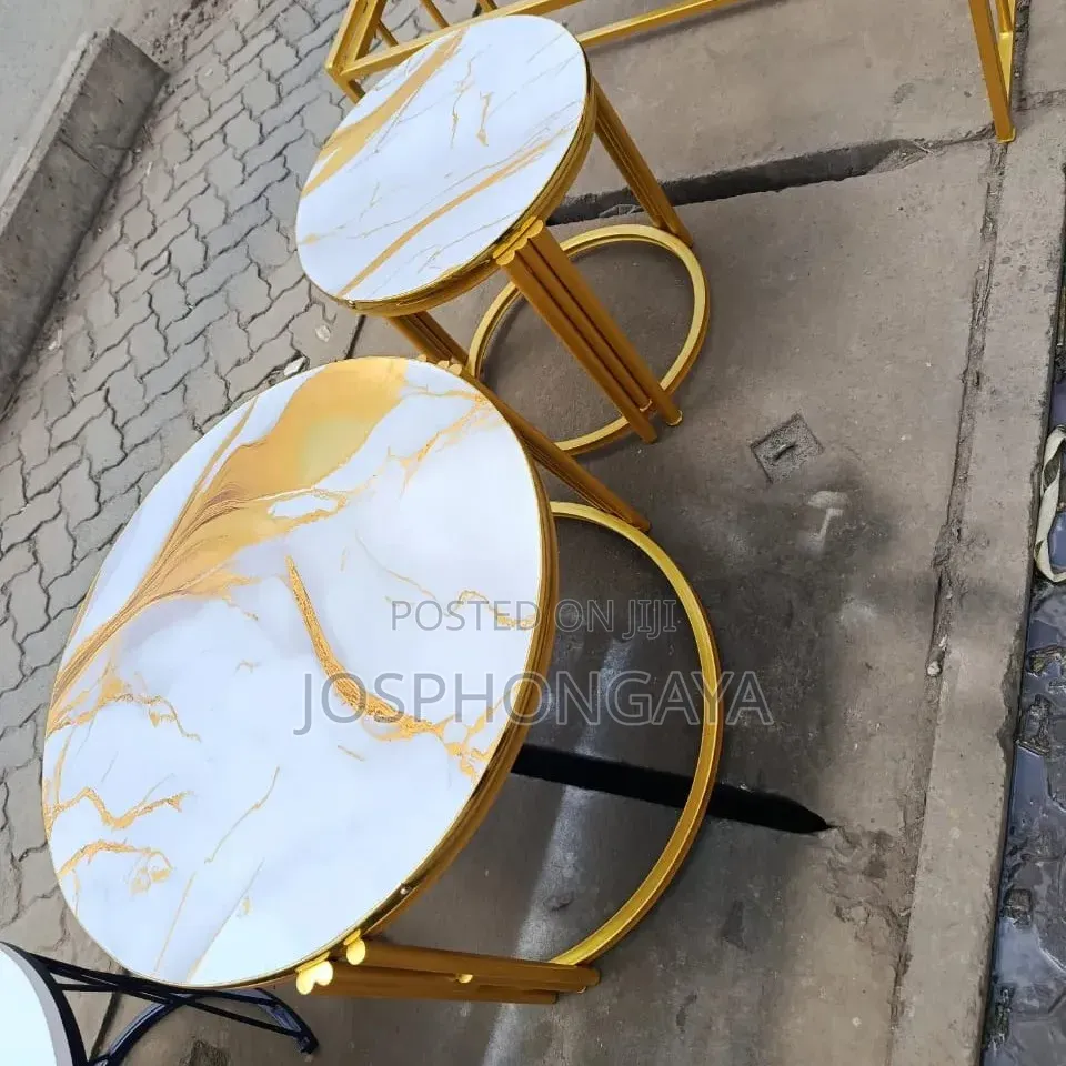 Queens  Coffee Table for Sale Welcome 