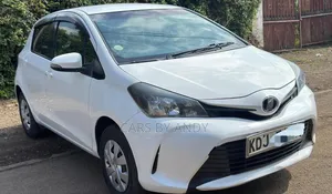 Toyota Vitz 2015 White