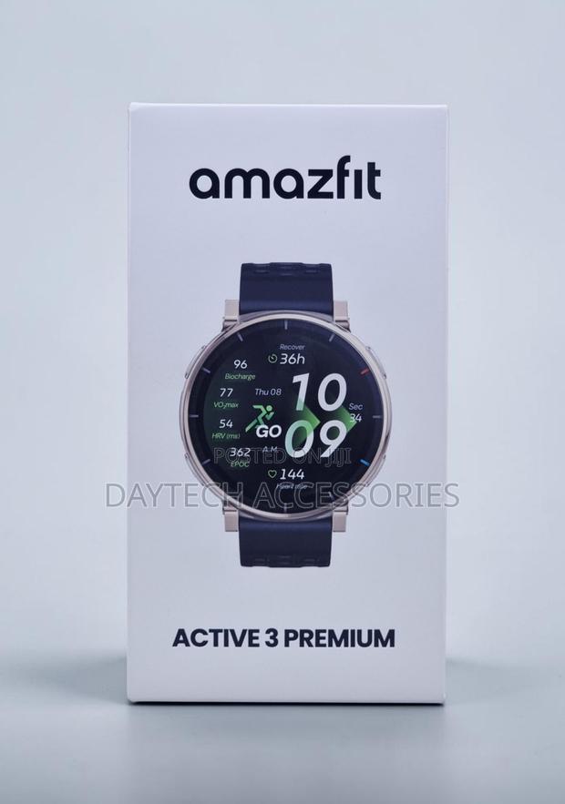 Amazfit Active 3 Premium Smartwatch in Black.
