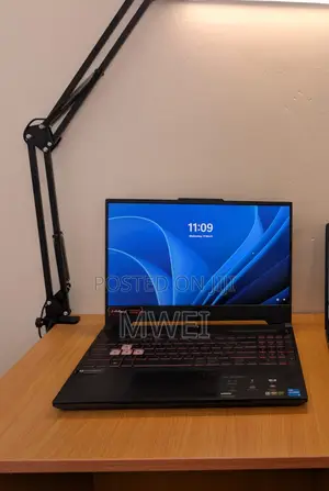 Laptop Asus TUF Dash F15 16GB Intel Core i5 SSD 640GB