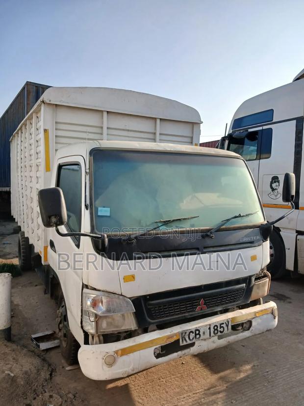 Mitsubishi Canter 2014 White - thumbnail 5