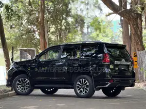 Toyota Land Cruiser Prado 2.8 2021 Black
