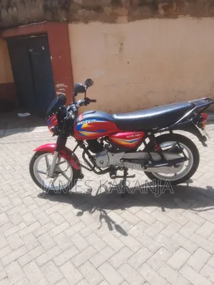 Bajaj Boxer 125 2026 Red