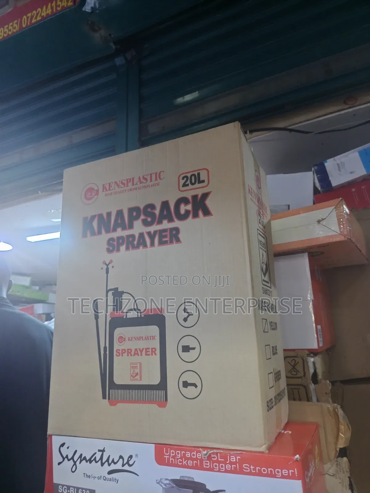 Knapsack 20 Litres Sprayer in Different Colors 