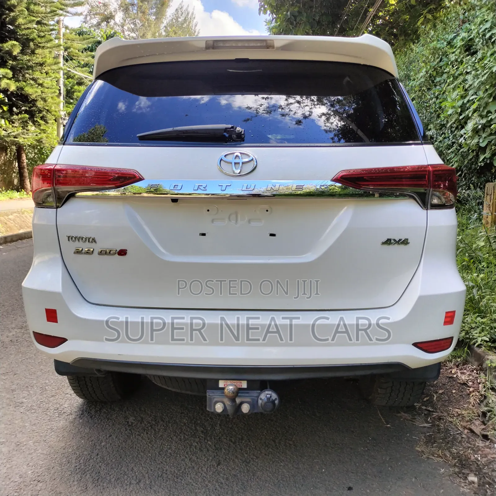 Toyota Fortuner 2.8 D AWD 2018 White