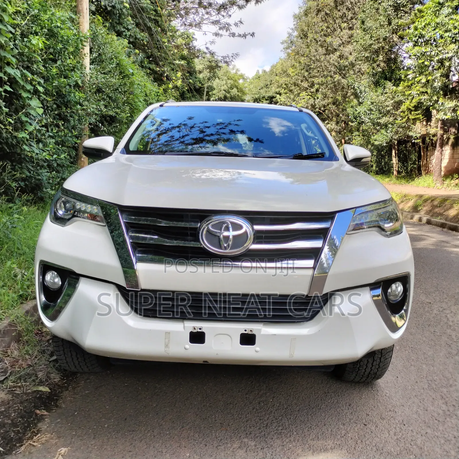 Toyota Fortuner 2.8 D AWD 2018 White