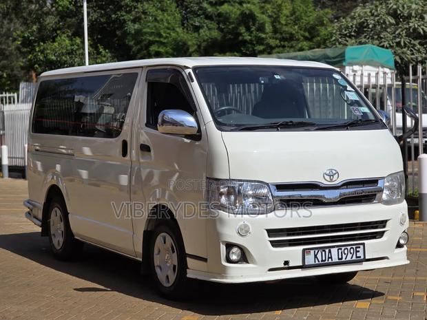 Toyota HiAce 2013 White - thumbnail 2