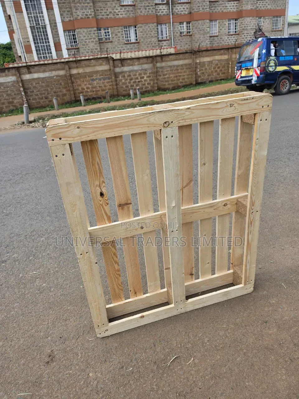 Clean Wooden Pallets for Sale Heat Treated Strong Durable