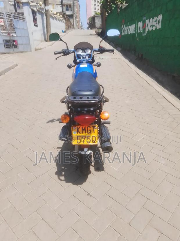 Bajaj Boxer 125 2026 Blue