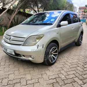 Toyota IST 2004 Beige