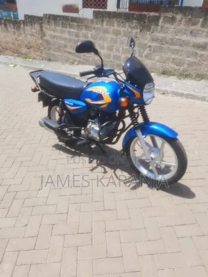 Bajaj Boxer 125 2026 Blue