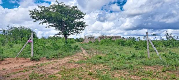 50 by 100 Plot in Matuu With Ready Title Deed - thumbnail 7