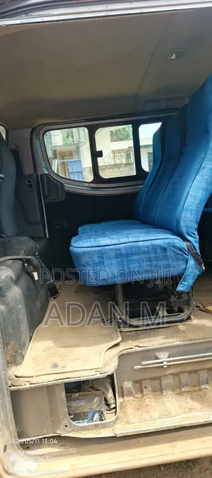 Nissan Caravan (Urvan) 2015 Grey