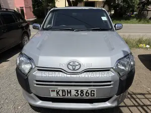 Toyota Probox 1.5 F 2WD 2016 Silver
