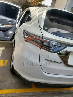 Toyota Harrier 2014 White