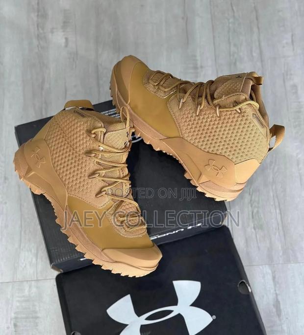 Outdoor Boots Size 40–45  - thumbnail 3