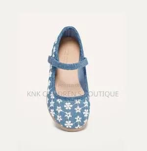 Girls Shoes Size 24 - Denim With Emroidery