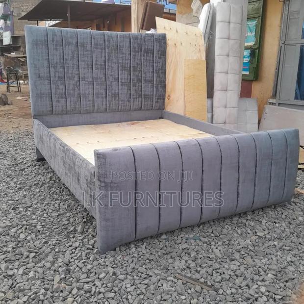Grey Chester Bed