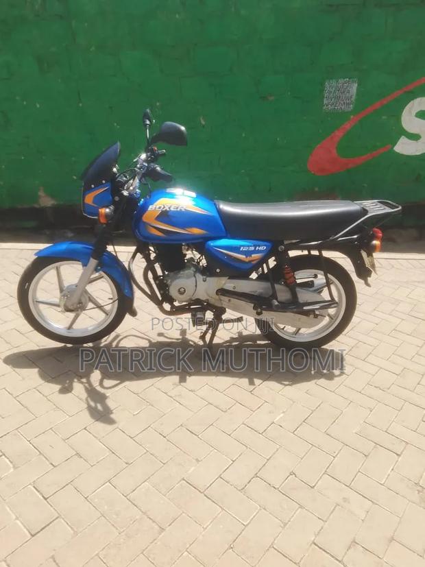 Bajaj Boxer 125 2026 Red - thumbnail 5