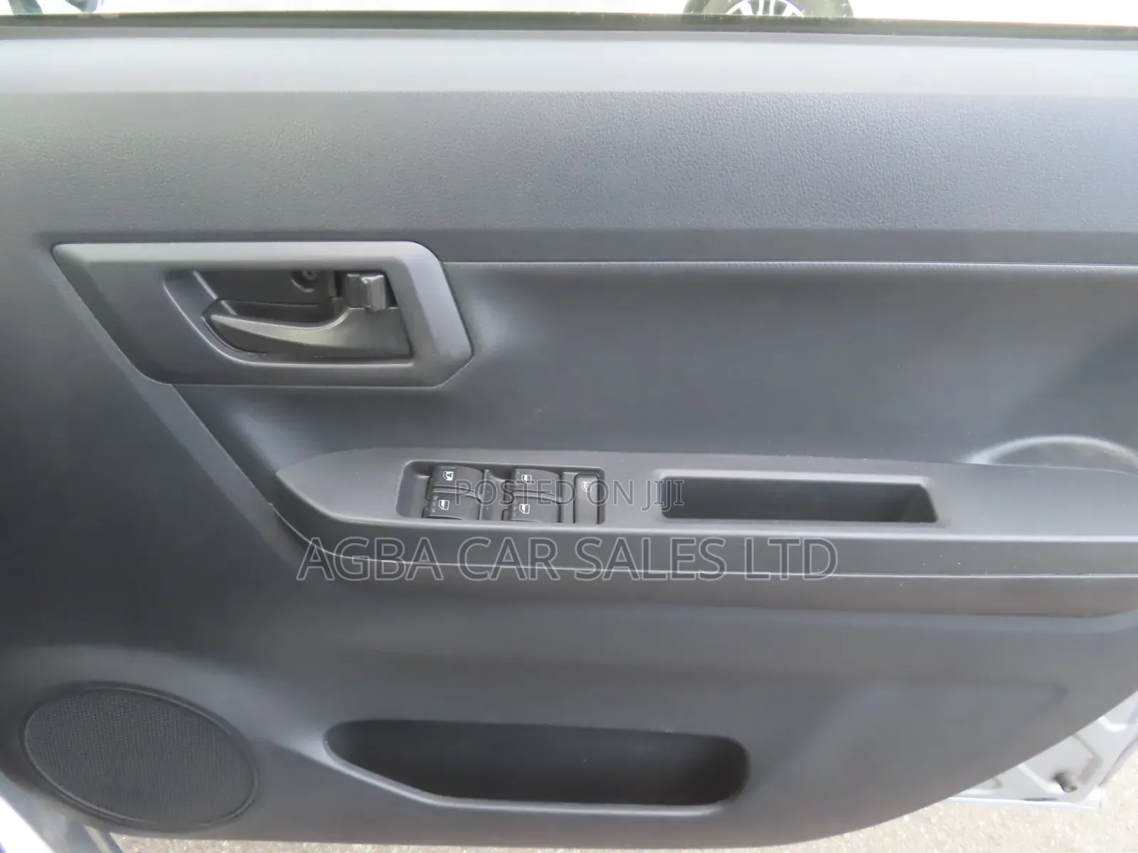 Daihatsu Mira 2019 Silver