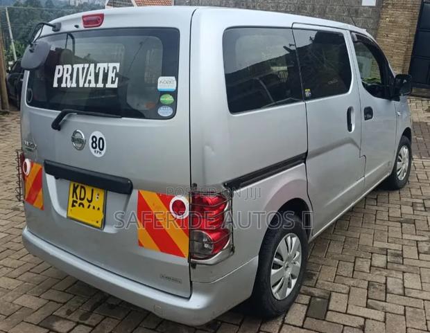 Nissan NV200 2015 Silver - thumbnail 7