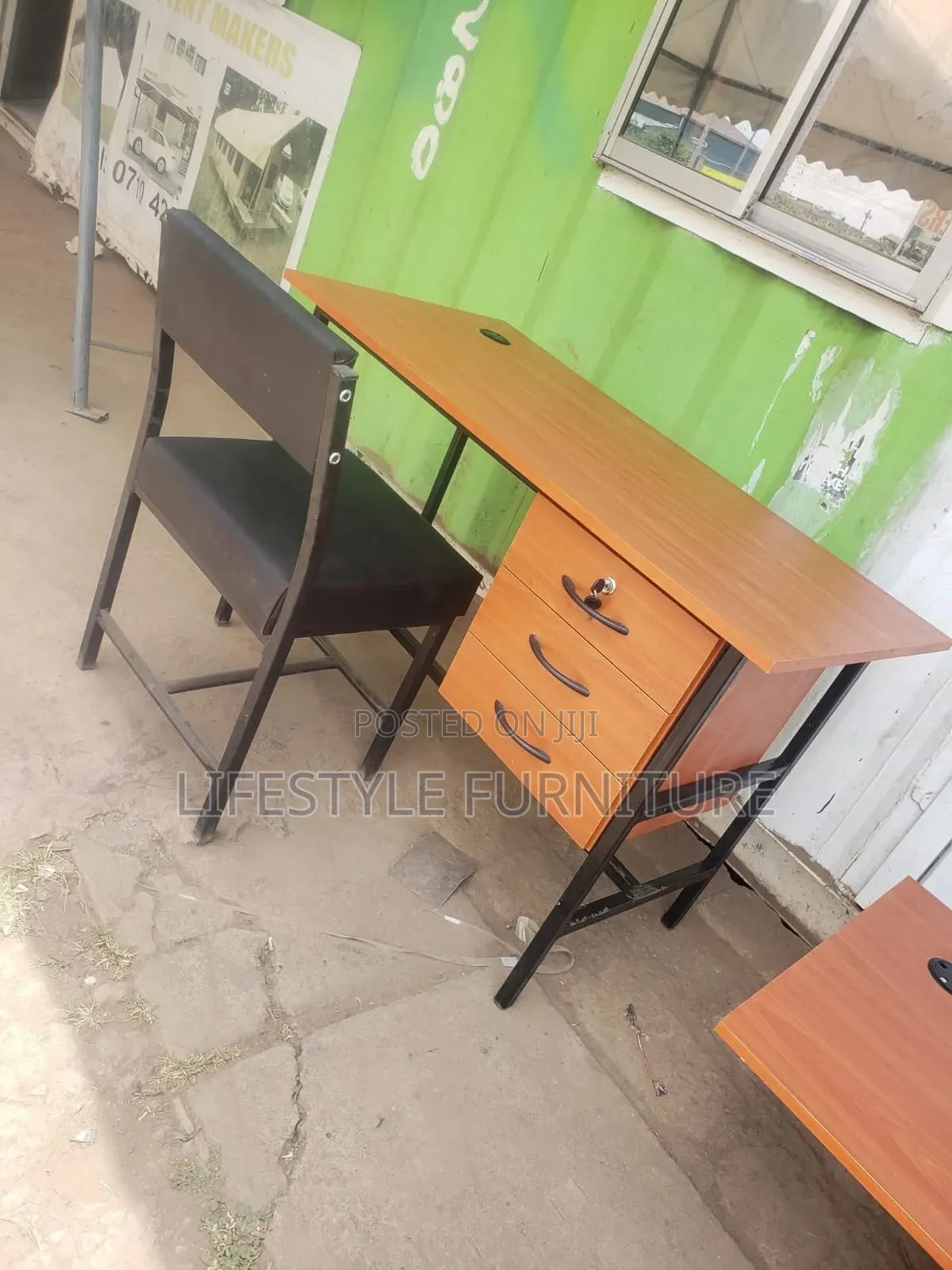 Teacher Tables With Chair