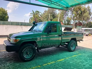 Toyota Land Cruiser 2021 Green