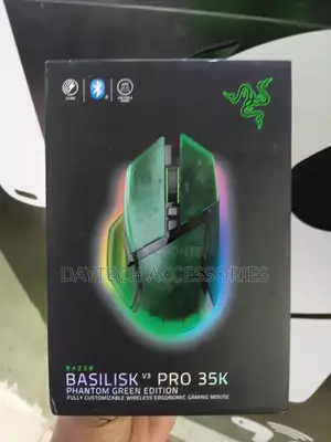 Razer Basilisk V3 Pro Phantom Green Wireless Gaming Mouse.