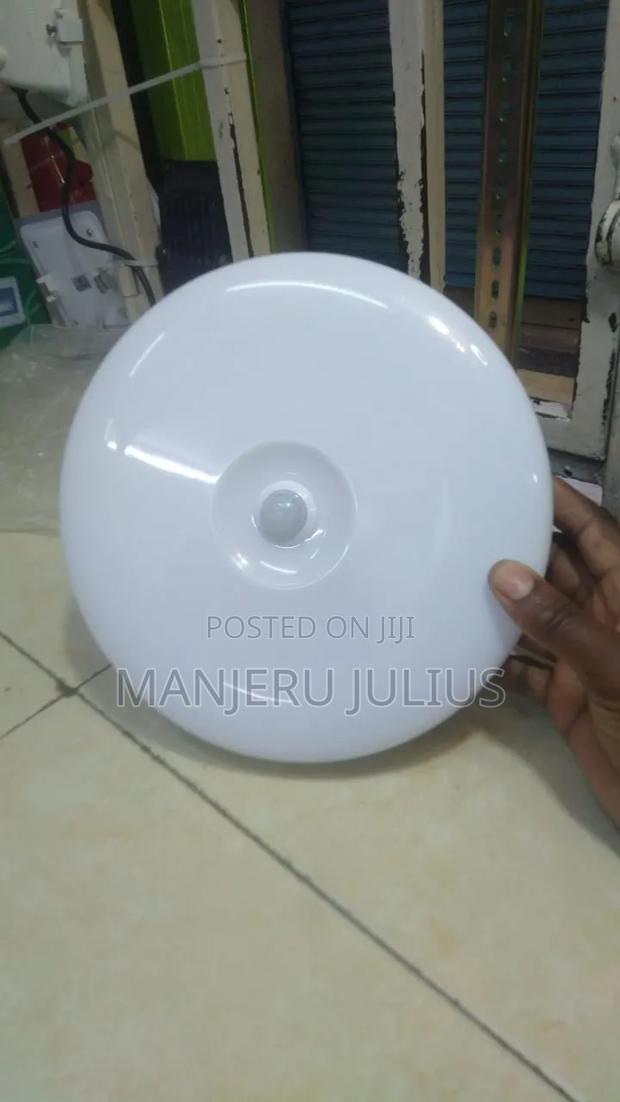 24wt Round Motion Sensor Bulkhead - thumbnail 2