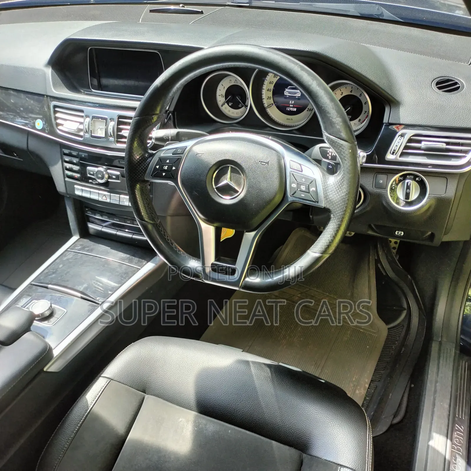 Mercedes-Benz E200 2015 Blue