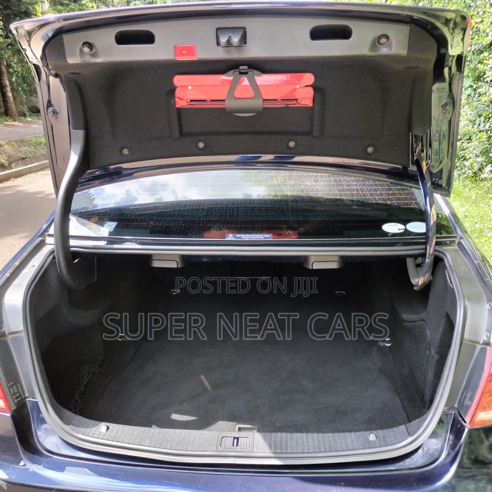 Mercedes-Benz E200 2015 Blue