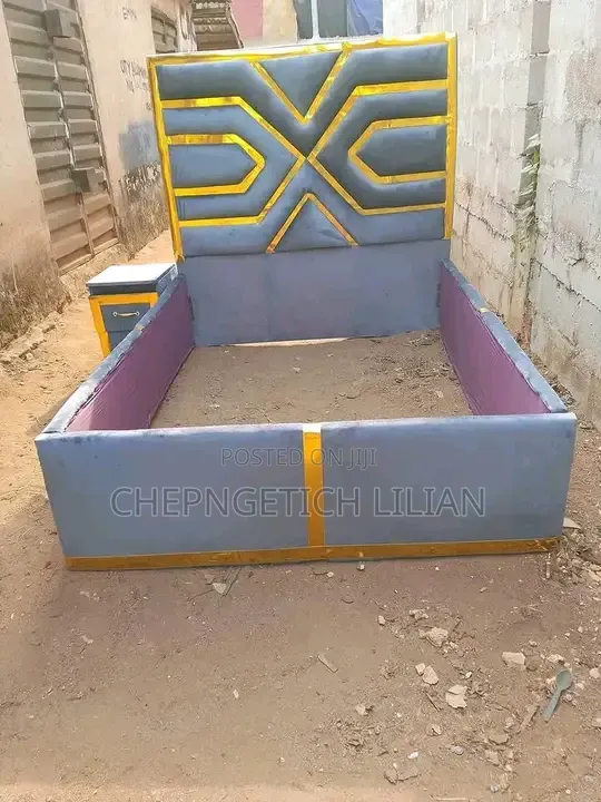 Modern 5*6 Chester Bed