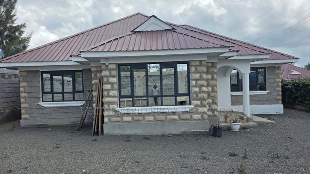3bdrm Bungalow in Kitengela for sale