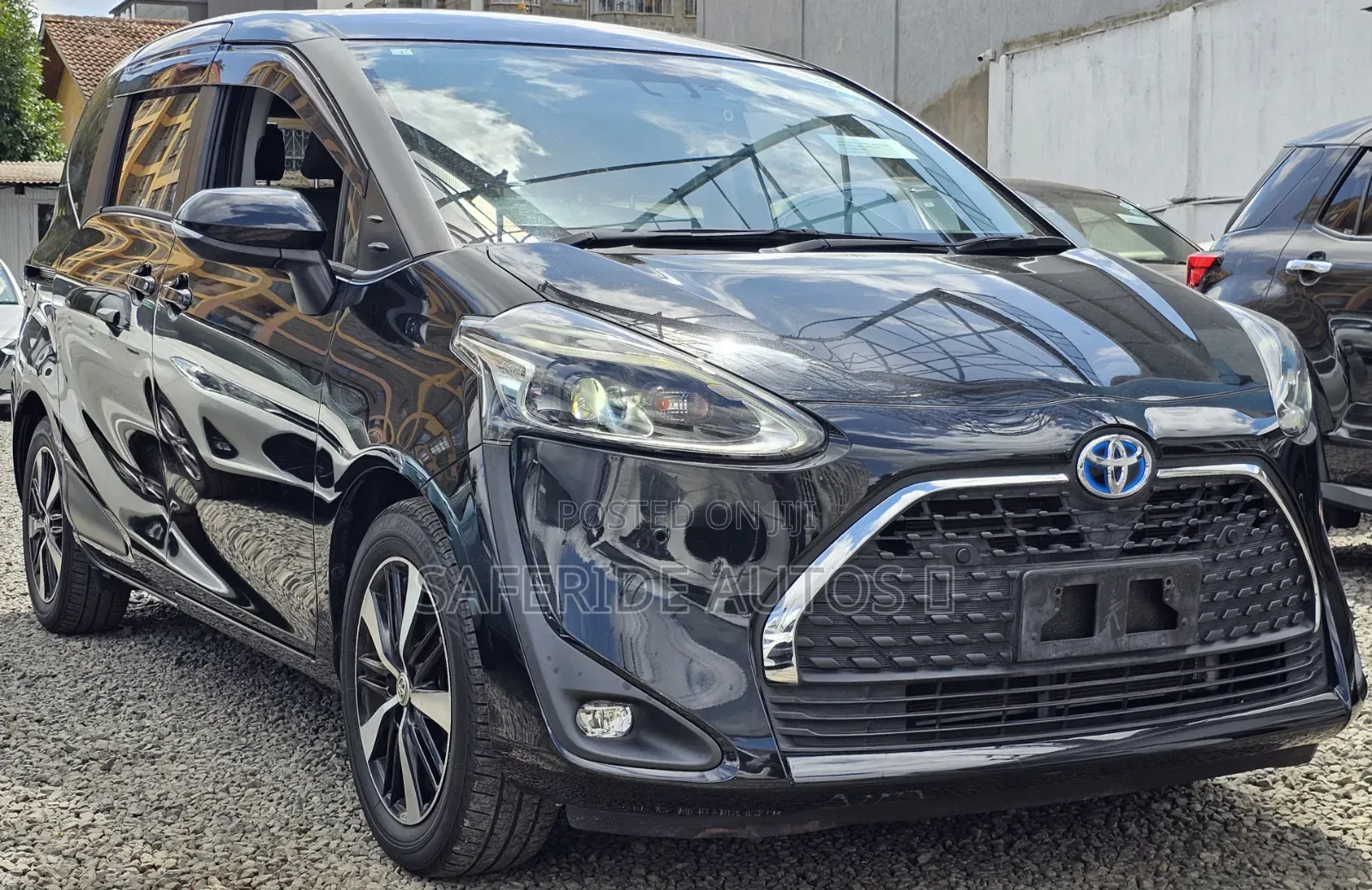 Toyota Sienta 2021 Black