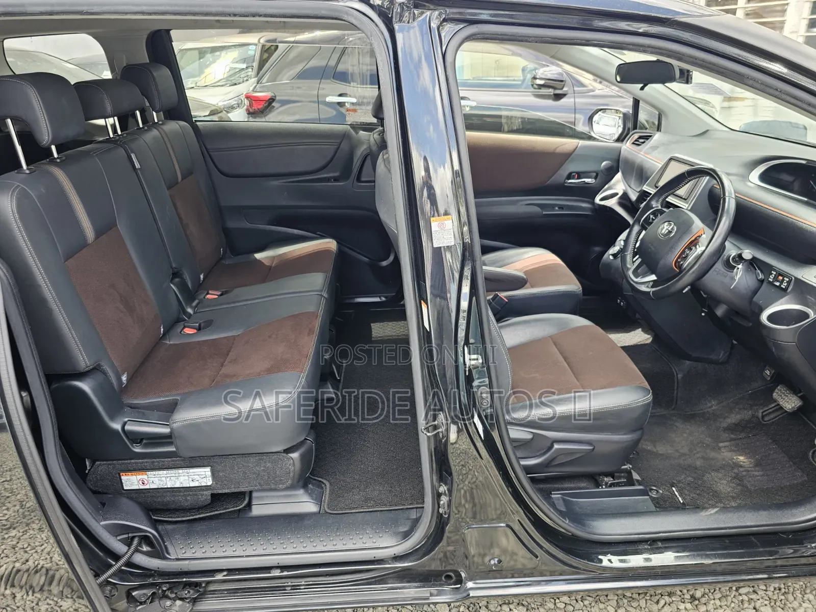 Toyota Sienta 2021 Black