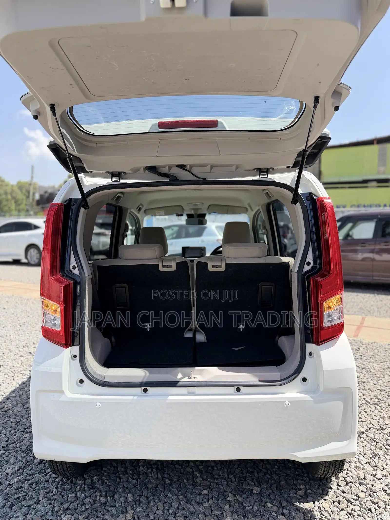 Daihatsu Move 2020 White