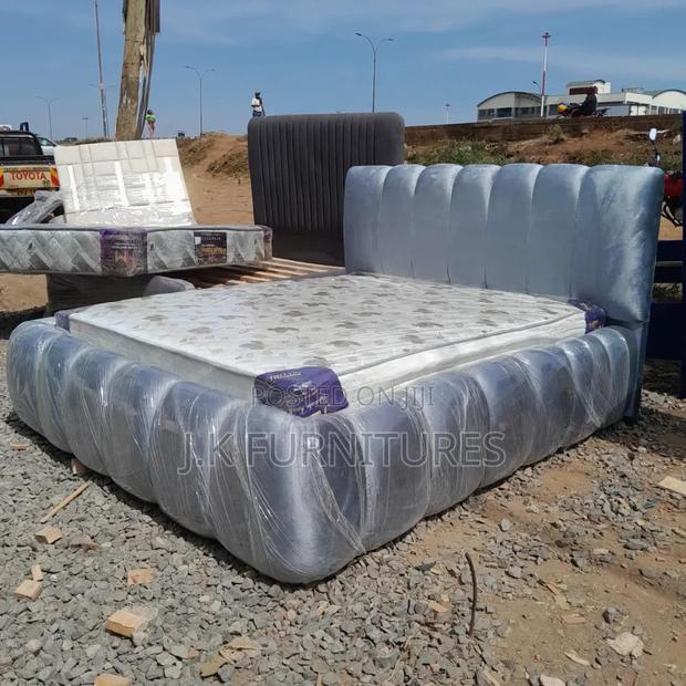 Grey Puffed Bed