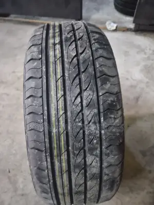 215/50r18 Centara 92v