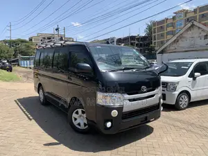 Toyota HiAce 2017 Black