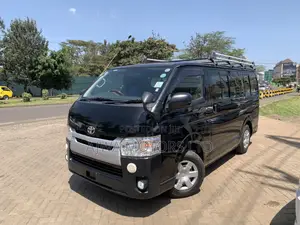 Toyota HiAce 2017 Black