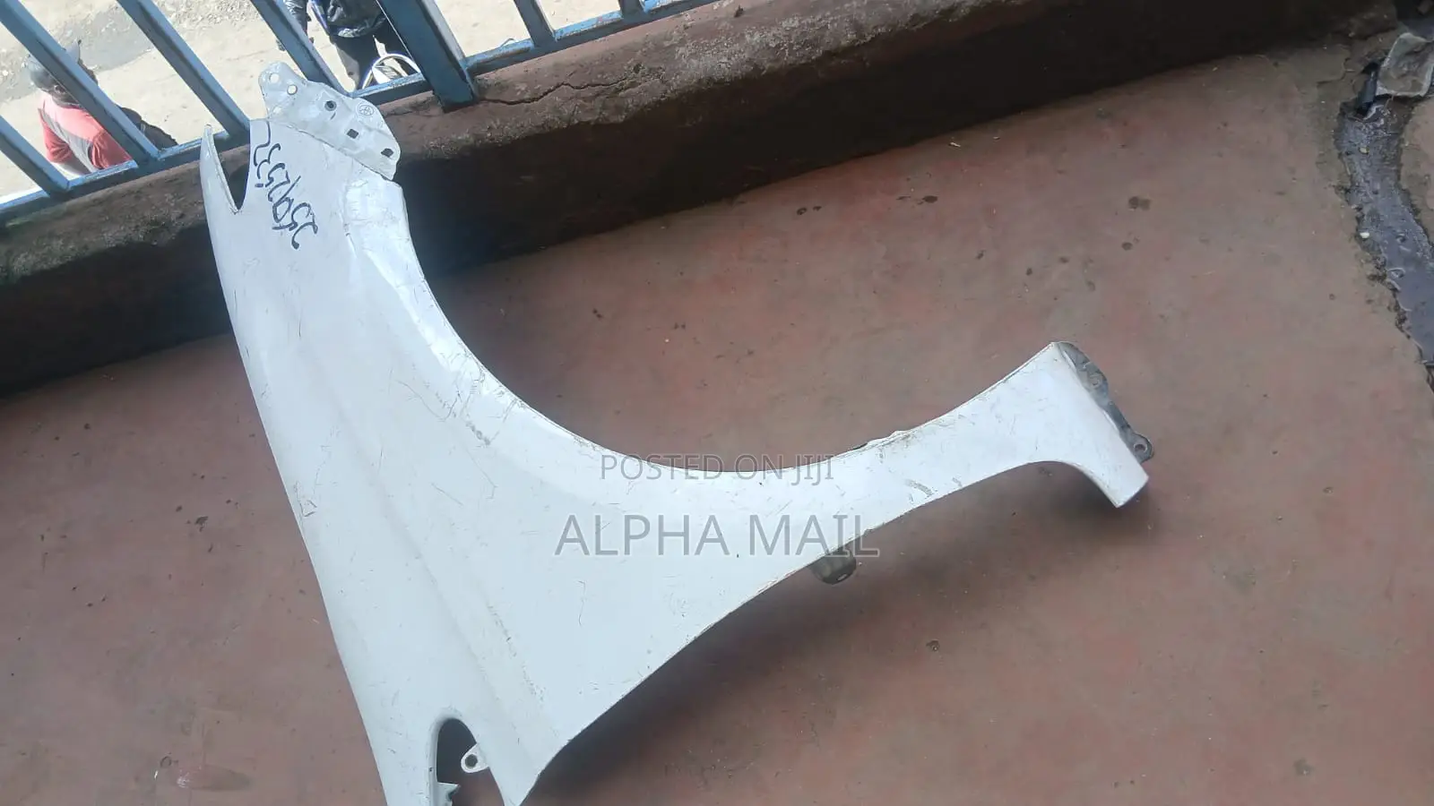 Toyota Auris Fender Rh