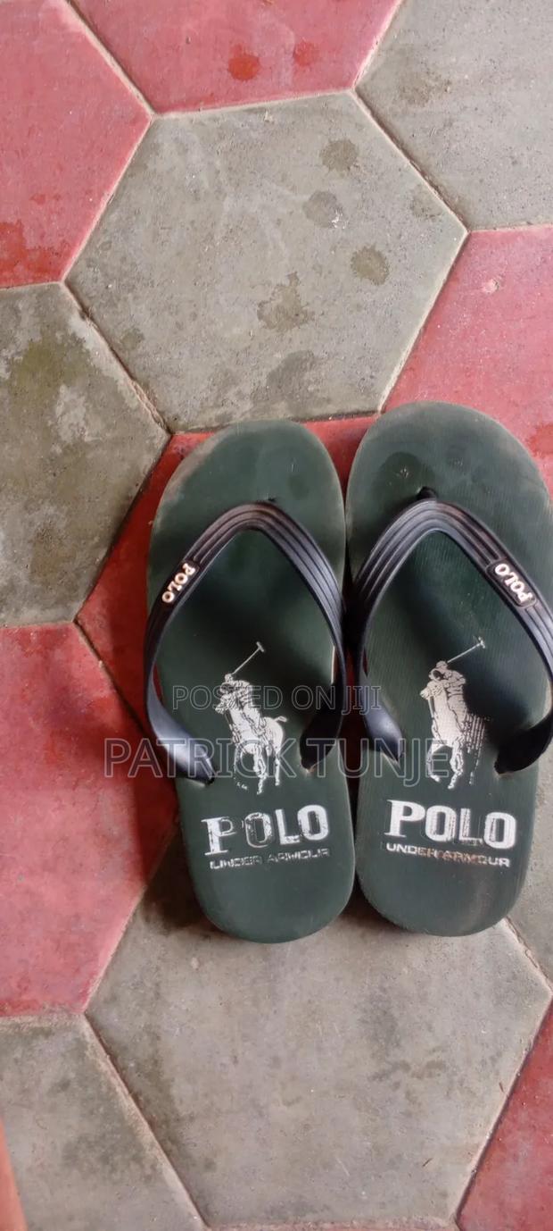 Selling Shoess