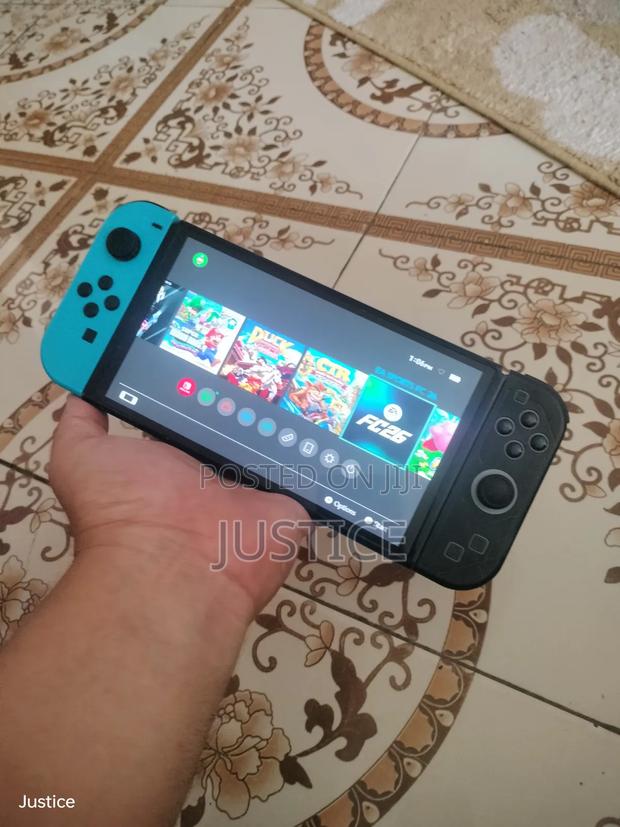 Nintendo Switch Oled 256gb Chipped - thumbnail 5