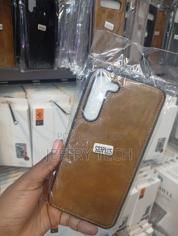 Samsung Galaxy S23 Plus a Brown Faux Leather Back Cover Case