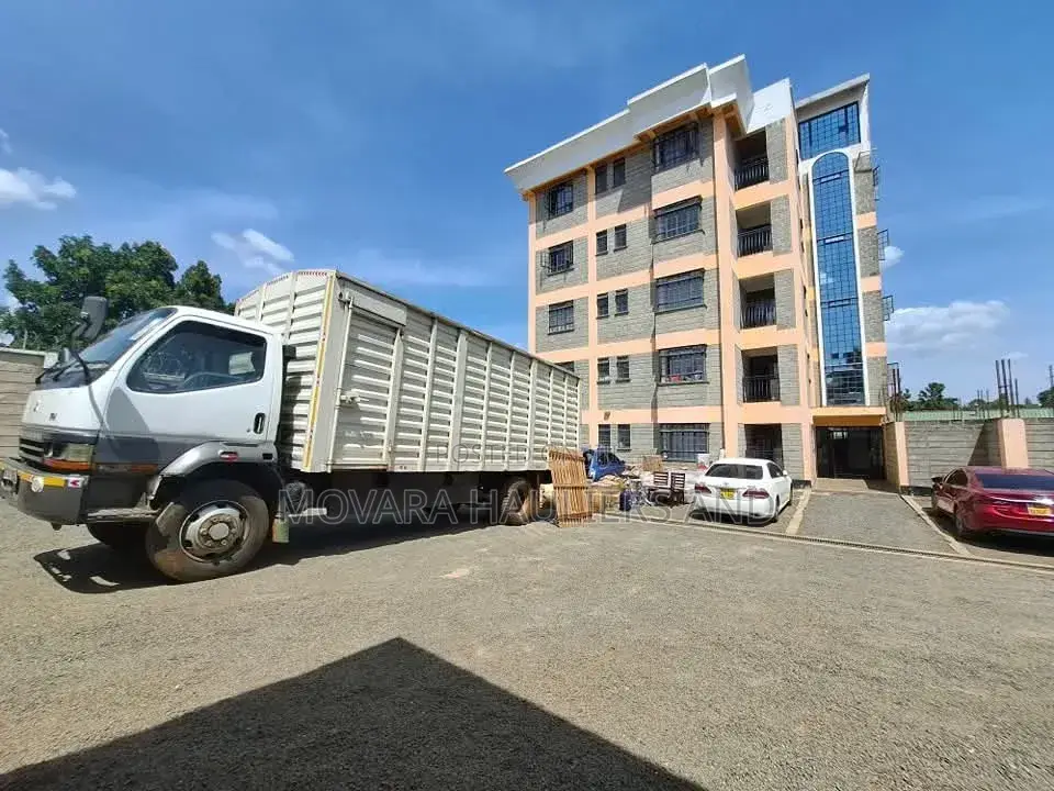 Packers and Movers Available